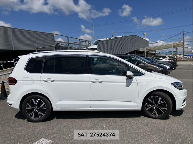 VolksWagen GOLF TOURAN 2021-09 8746851-3