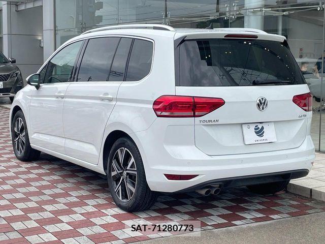 VolksWagen GOLF TOURAN 2021-01 8782622-16