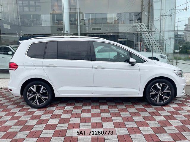 VolksWagen GOLF TOURAN 2021-01 8782622-17
