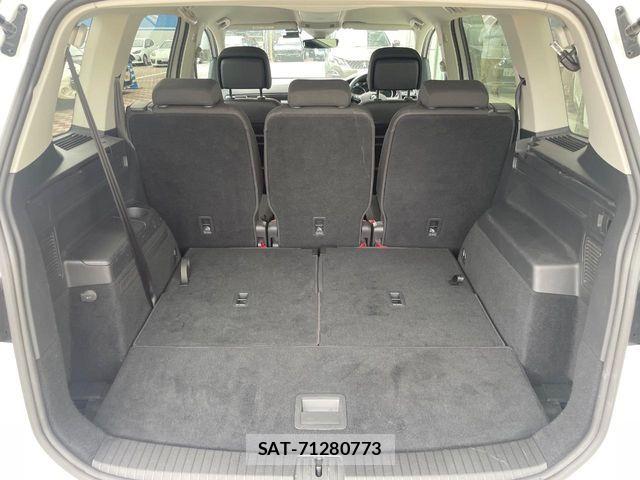 VolksWagen GOLF TOURAN 2021-01 8782622-19