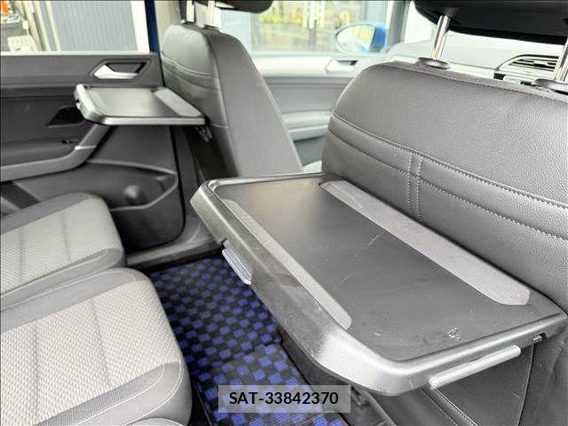 VolksWagen GOLF TOURAN 2017-03 8797929-26