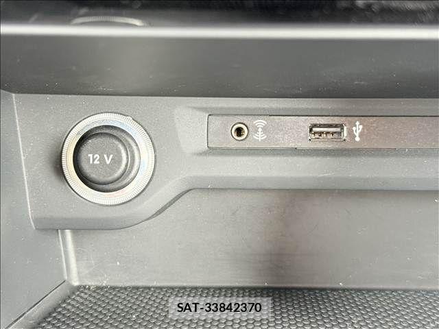 VolksWagen GOLF TOURAN 2017-03 8797929-3