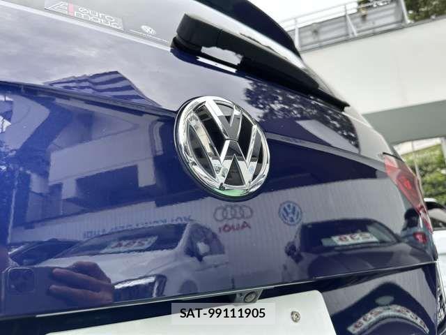 VolksWagen GOLF TOURAN 2019-05 8832499-9