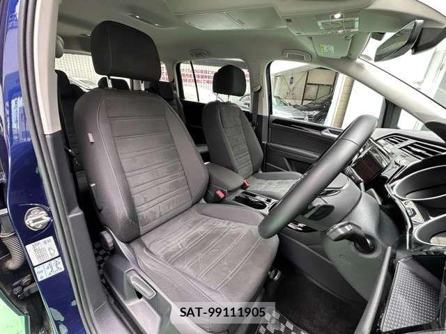 VolksWagen GOLF TOURAN 2019-05 8832499-15