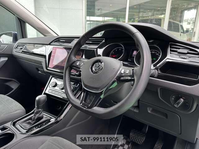 VolksWagen GOLF TOURAN 2019-05 8832499-16