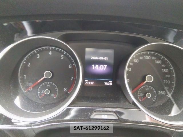VolksWagen GOLF TOURAN 2019-05 8832497-3
