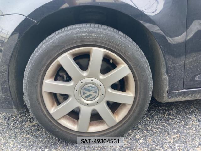VolksWagen GOLF TOURAN 2009-11 8882975-9
