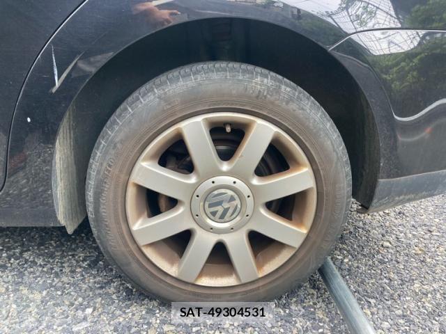 VolksWagen GOLF TOURAN 2009-11 8882975-10