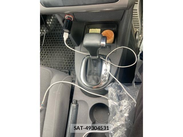 VolksWagen GOLF TOURAN 2009-11 8882975-23