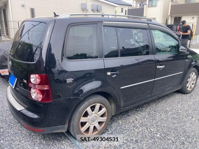 VolksWagen GOLF TOURAN 2009-11 8882975-5