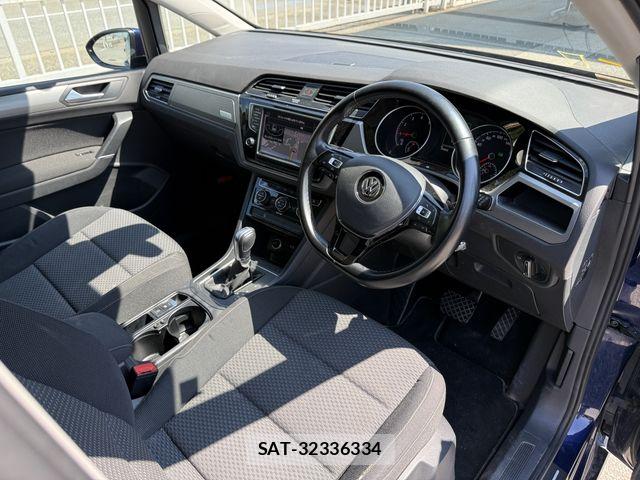 VolksWagen GOLF TOURAN 2016-02 8882972-9