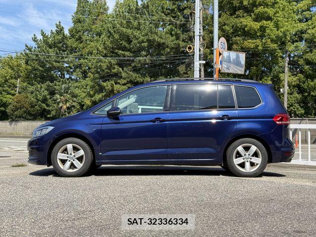 VolksWagen GOLF TOURAN 2016-02 8882972-8
