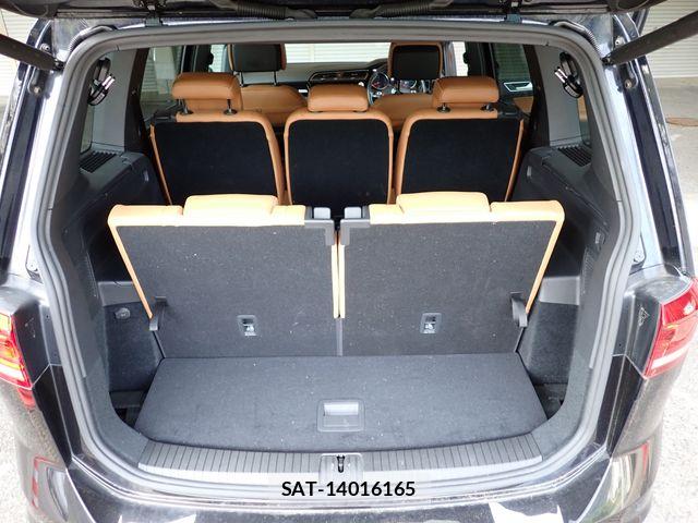 VolksWagen GOLF TOURAN 2017-10 8882973-23