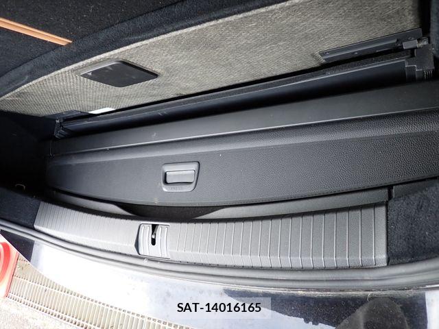 VolksWagen GOLF TOURAN 2017-10 8882973-24