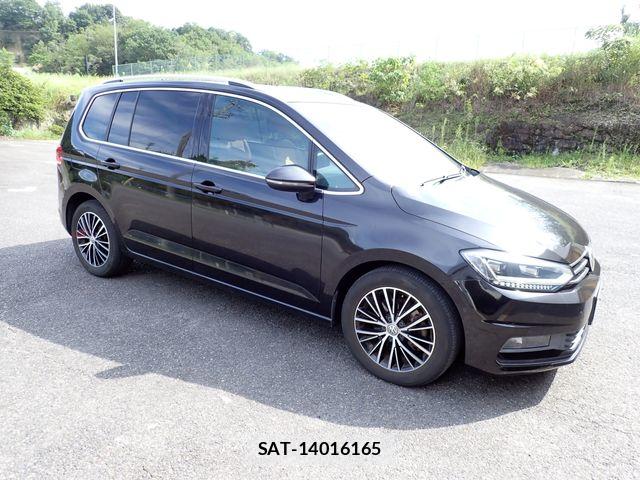 VolksWagen GOLF TOURAN 2017-10 8882973-3