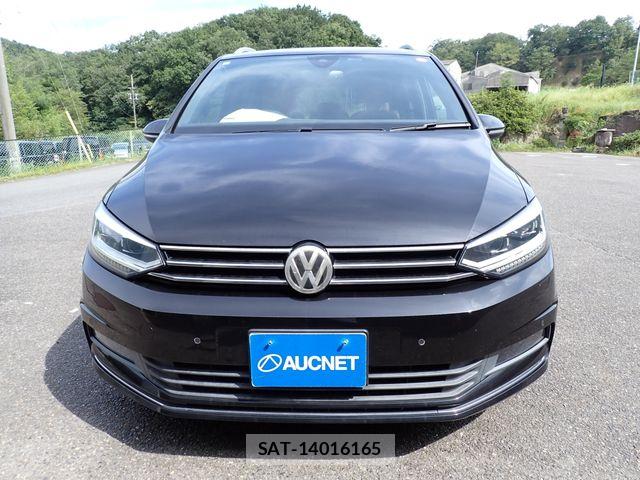 VolksWagen GOLF TOURAN 2017-10 8882973-4