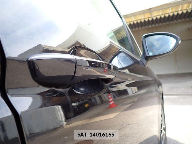 VolksWagen GOLF TOURAN 2017-10 8882973-8