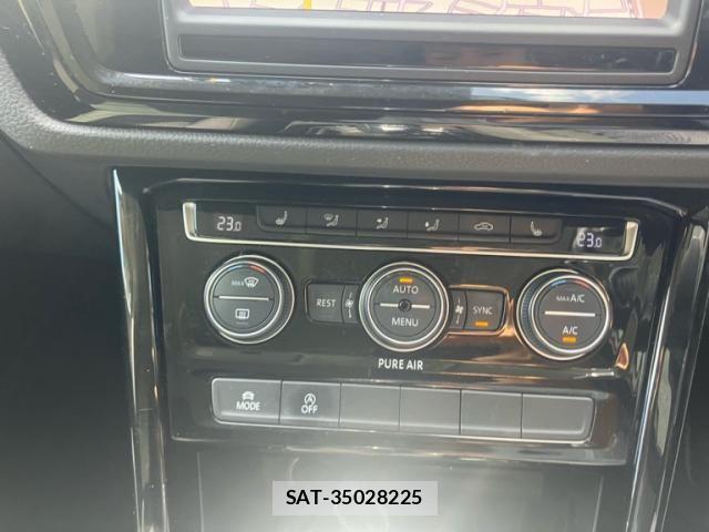 VolksWagen GOLF TOURAN 2016-03 8884614-20