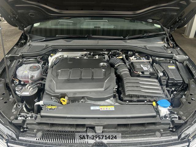 VolksWagen GOLF VARIANT 2024-02 890388-25