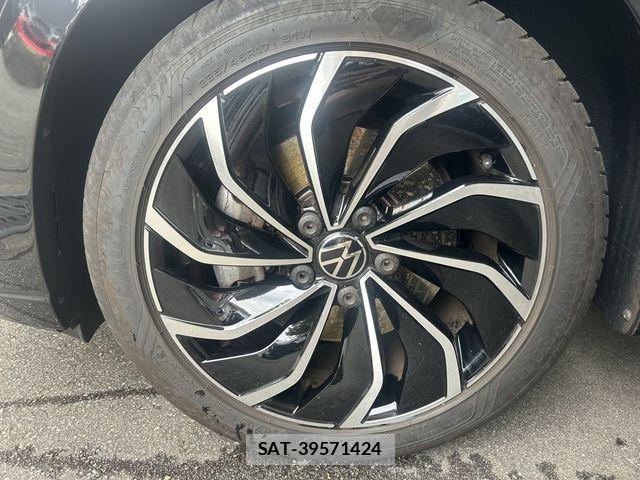 VolksWagen GOLF VARIANT 2024-02 890388-8