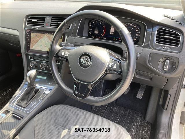 VolksWagen GOLF VARIANT 2019-12 1000172-9