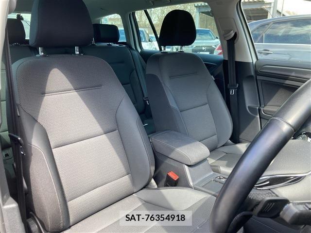 VolksWagen GOLF VARIANT 2019-12 1000172-10