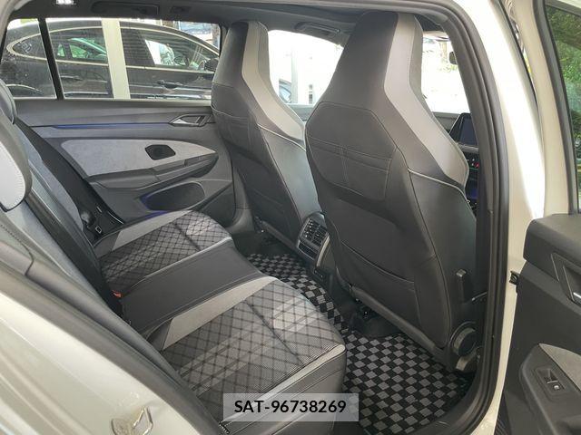 VolksWagen GOLF VARIANT 2023-07 1191695-11