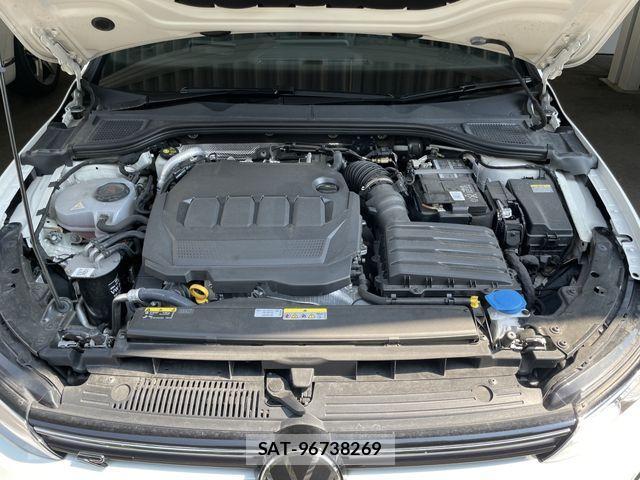 VolksWagen GOLF VARIANT 2023-07 1191695-25