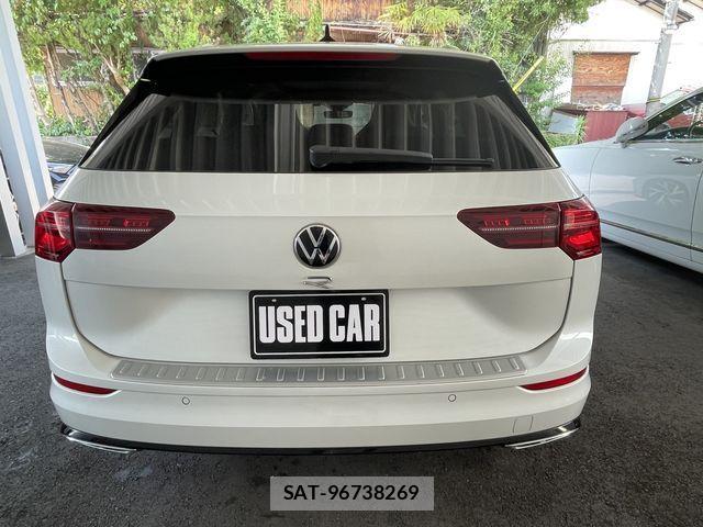 VolksWagen GOLF VARIANT 2023-07 1191695-4