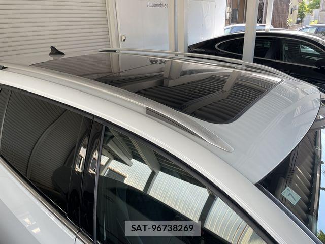 VolksWagen GOLF VARIANT 2023-07 1191695-6