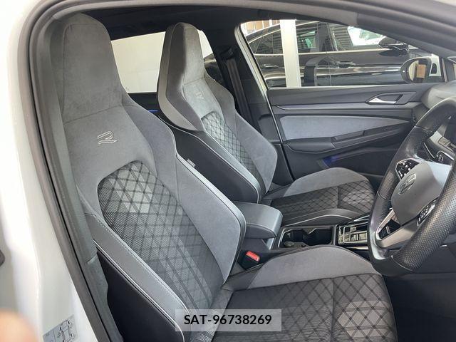 VolksWagen GOLF VARIANT 2023-07 1191695-8