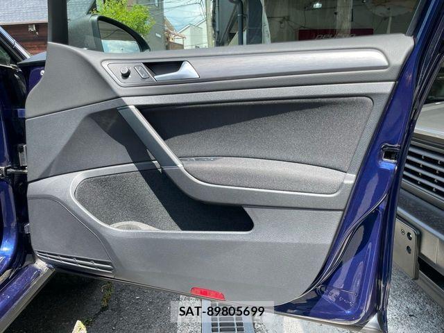 VolksWagen GOLF VARIANT 2019-02 1830209-9