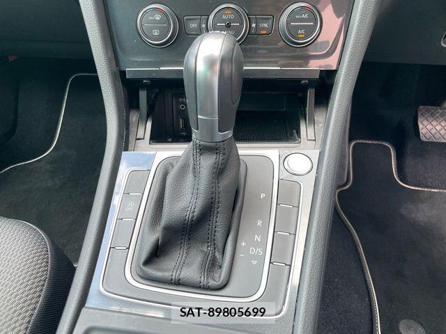 VolksWagen GOLF VARIANT 2019-02 1830209-7
