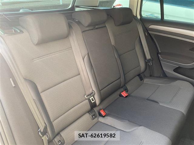 VolksWagen GOLF VARIANT 2017-12 2680876-13