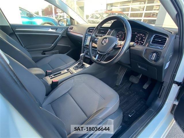 VolksWagen GOLF VARIANT 2019-03 4333320-11