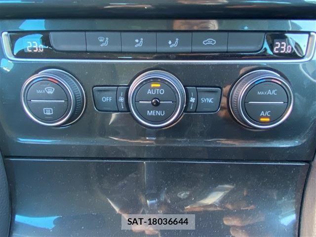 VolksWagen GOLF VARIANT 2019-03 4333320-22