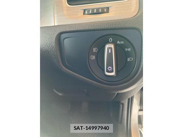 VolksWagen GOLF VARIANT 2015-08 4994430-13
