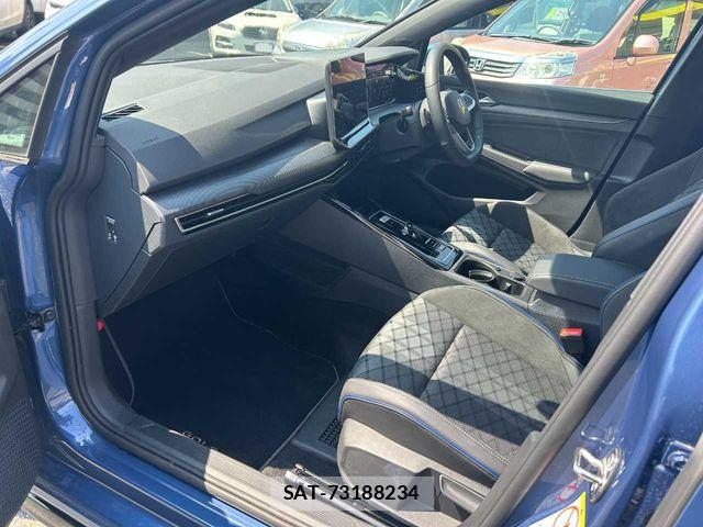 VolksWagen GOLF VARIANT 2025-01 5882796-22
