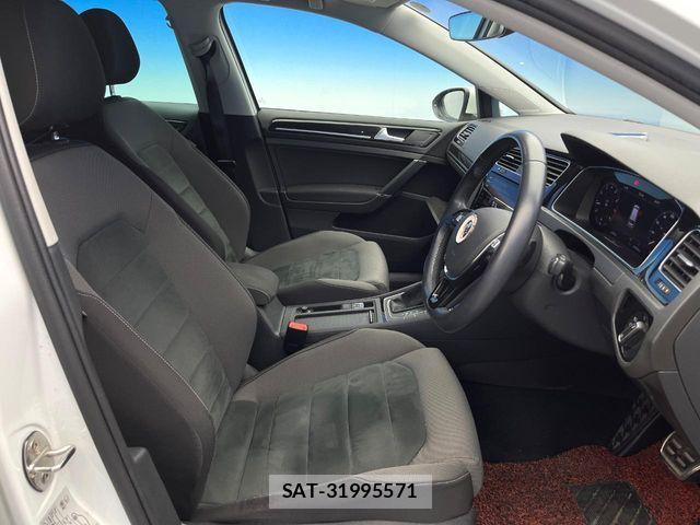 VolksWagen GOLF VARIANT 2019-02 6023103-7