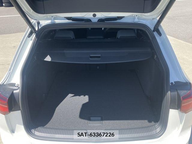 VolksWagen GOLF VARIANT 2023-06 6277689-13