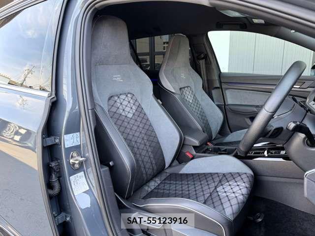 VolksWagen GOLF VARIANT 2024-01 6615702-4
