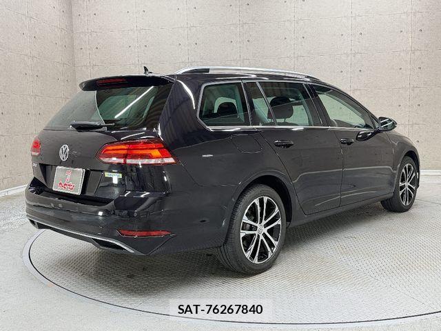 VolksWagen GOLF VARIANT 2020-03 6615705-1