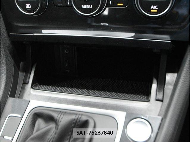 VolksWagen GOLF VARIANT 2020-03 6615705-25