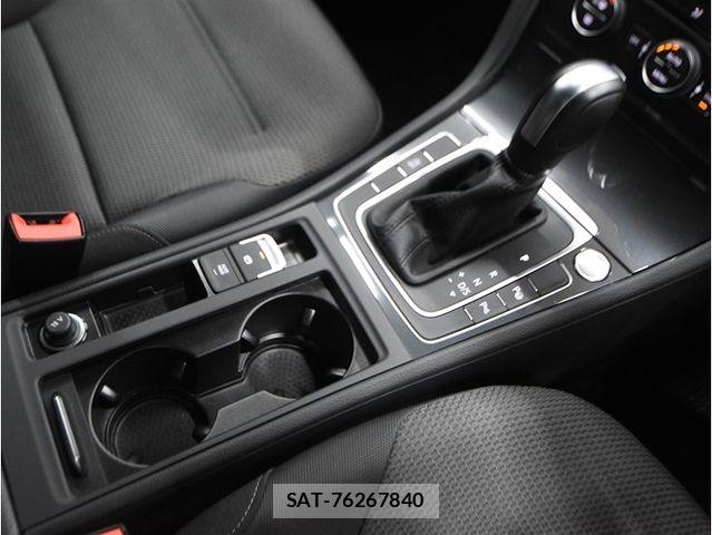VolksWagen GOLF VARIANT 2020-03 6615705-26