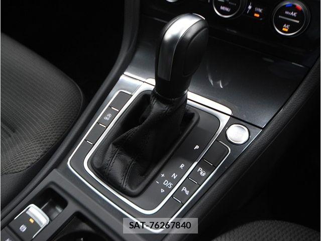VolksWagen GOLF VARIANT 2020-03 6615705-27