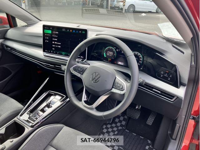VolksWagen GOLF VARIANT 2025-03 6615703-1