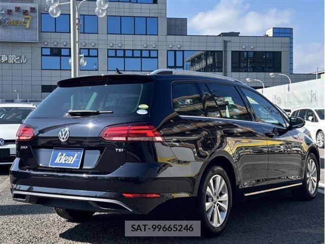 VolksWagen GOLF VARIANT 2018-02 6642864-4