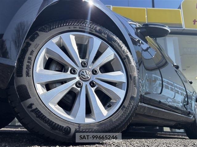 VolksWagen GOLF VARIANT 2018-02 6642864-8