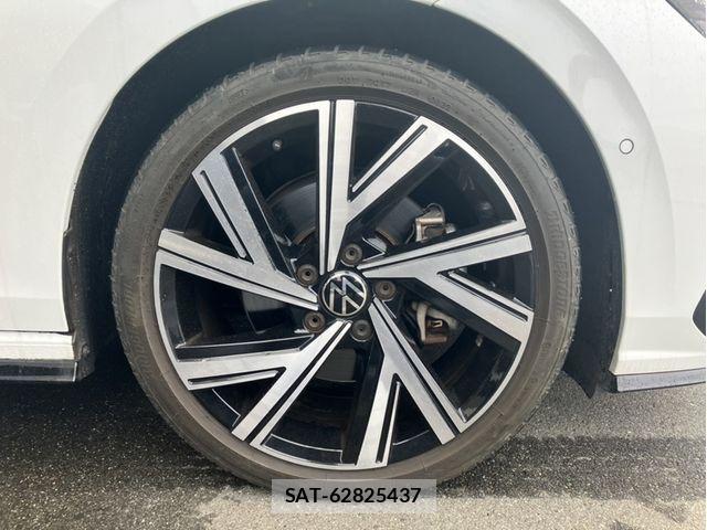 VolksWagen GOLF VARIANT 2023-08 6678778-4