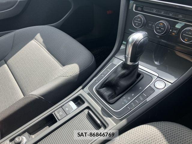 VolksWagen GOLF VARIANT 2019-07 6678780-9
